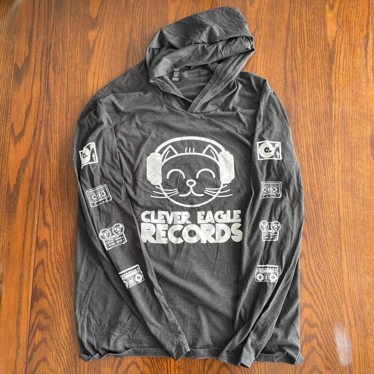 Clever Eagle Records - Headphones Cat [Shirt]